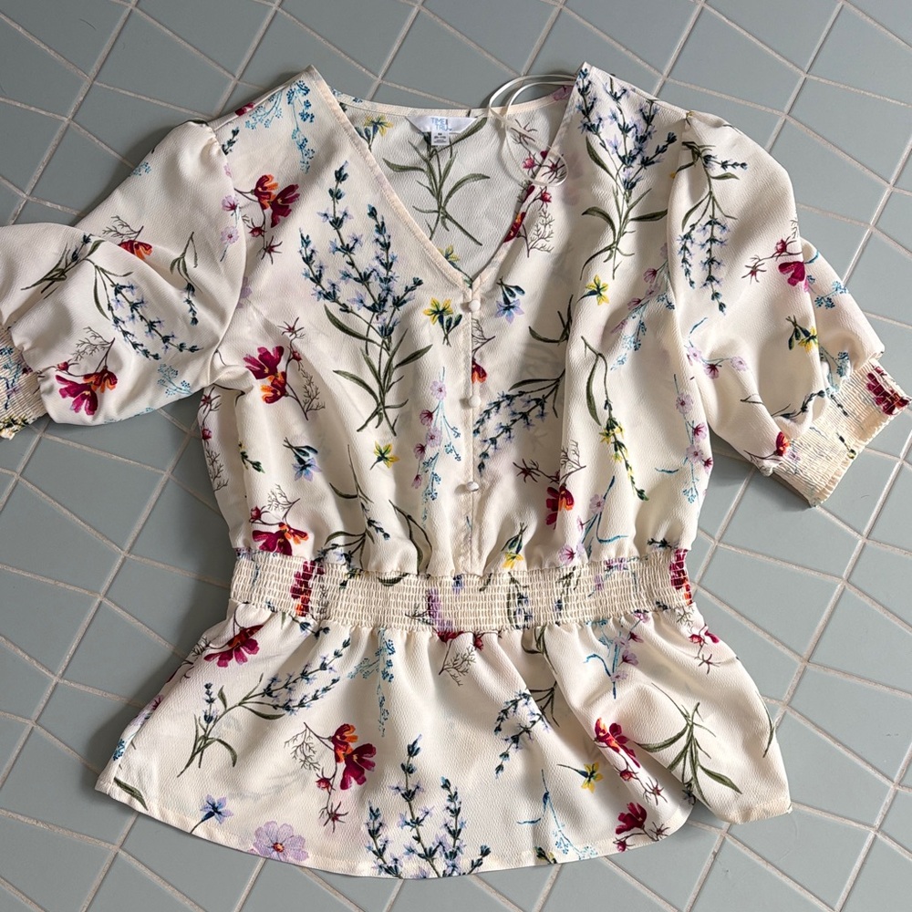 Time and tru Floral Cream Women's Top